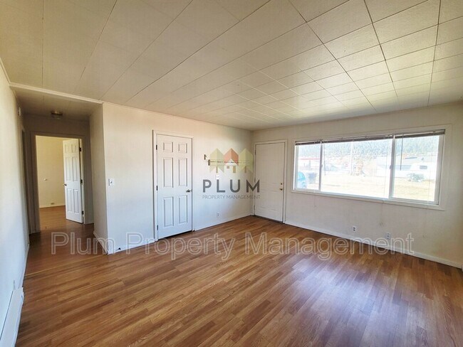 Building Photo - 34504 Morigeau St