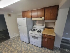 Building Photo - 3405 Oregon Dr