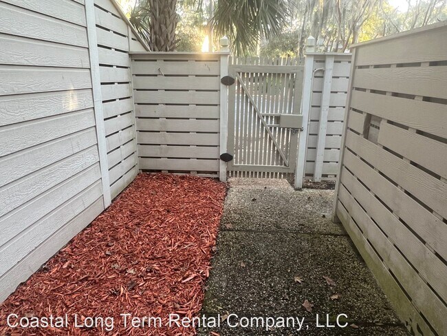 Building Photo - 2 br, 2.5 bath House - 63 Shipyard Drive, ...