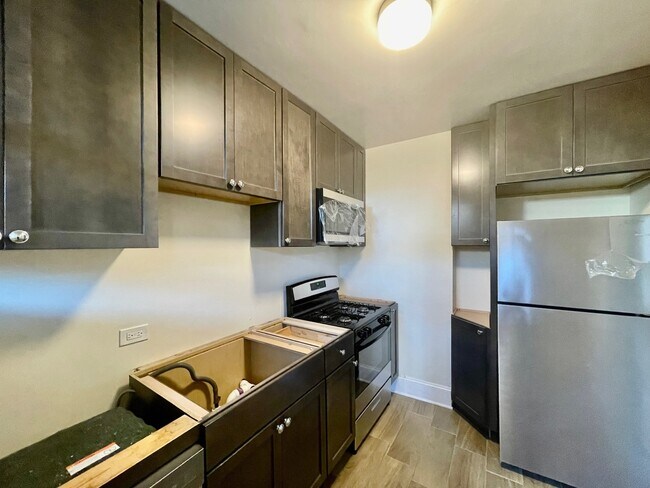 Foto del edificio - 2536 W Thorndale Ave