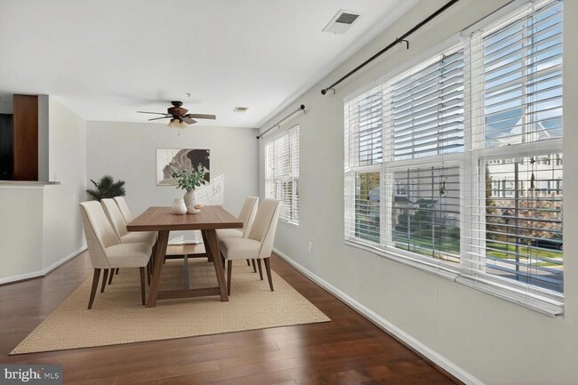 Building Photo - 11180 Wortham Crest Cir