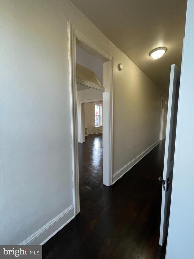 Primary Photo - 143 E Antietam St