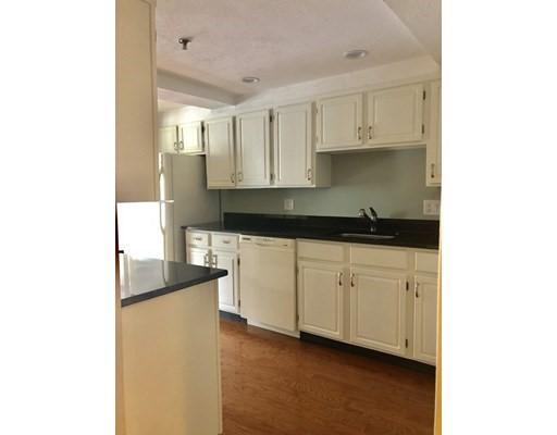Building Photo - 1 bedroom in Lowell MA 01852