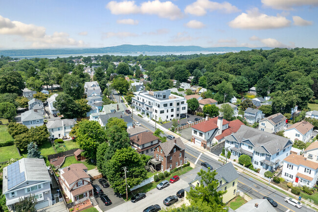 Aerial Photo - 185 Ashford Ave