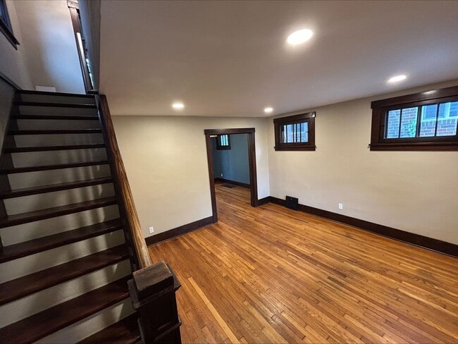 Foto del edificio - Cozy 2 bedroom in Squirrel Hill