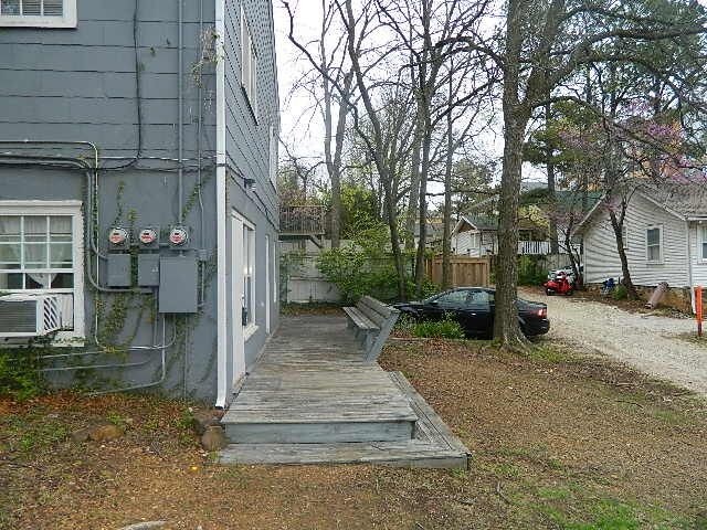 Building Photo - 129 W Boles St