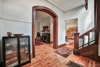 Building Photo - 298 Jersey St