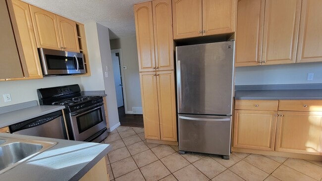 Foto del edificio - 1107 Topaz Dr