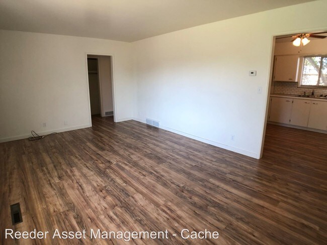 Building Photo - 2 br, 1 bath House - 539 West 100 South