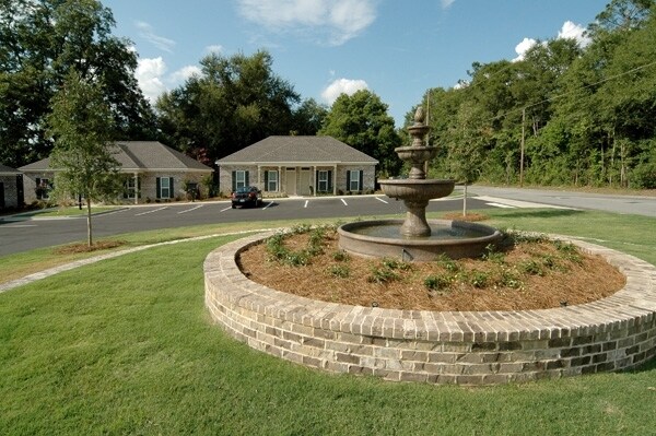 Primary Photo - The Fountain At Mulberry