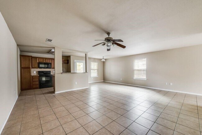 Building Photo - 817 Parkplace Ridge