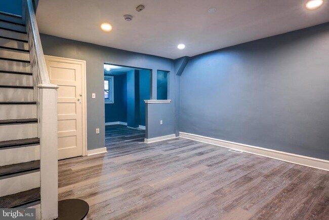 Foto del edificio - 6746 Linmore Ave