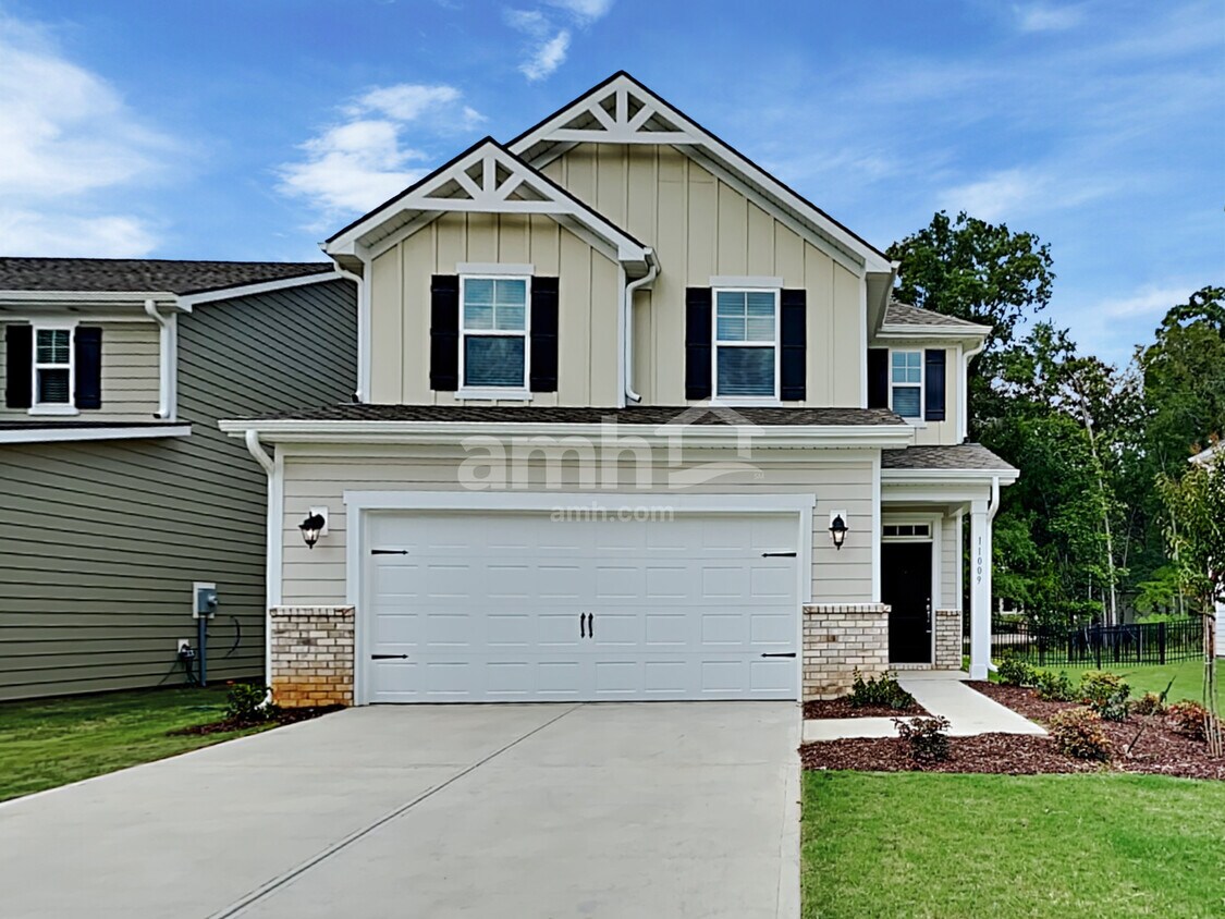 11009 Hazel Gardens Drive House for Rent in Charlotte, NC