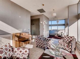 Foto del edificio - 550 E 12th Ave