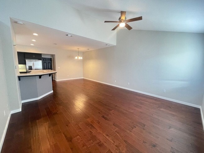 Building Photo - 1454 Jasmine Pl