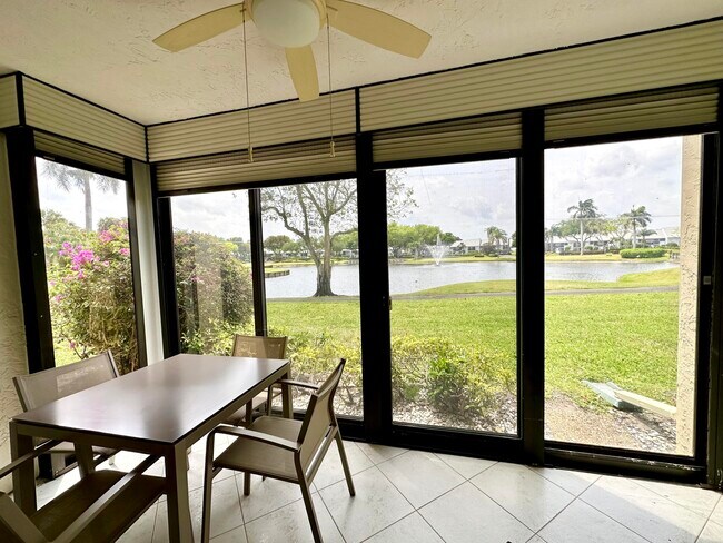 Foto del edificio - 5106 Oakhill Ln