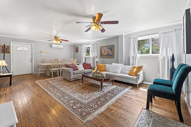 Foto del edificio - 9901 Ashburton Ln
