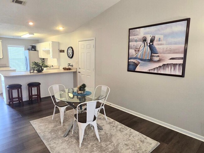 Building Photo - 7112 Belize Dr