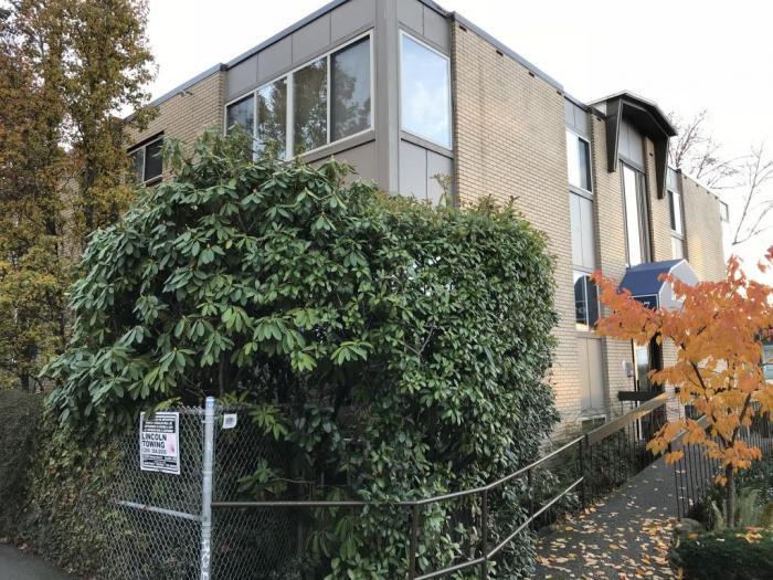Primary Photo - 2 bedroom in Seattle WA 98102