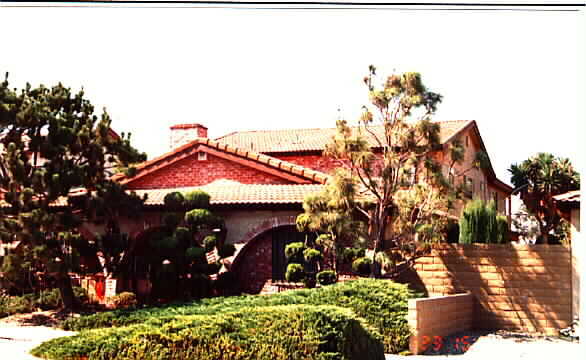 Foto del edificio - 4421 Green Ave