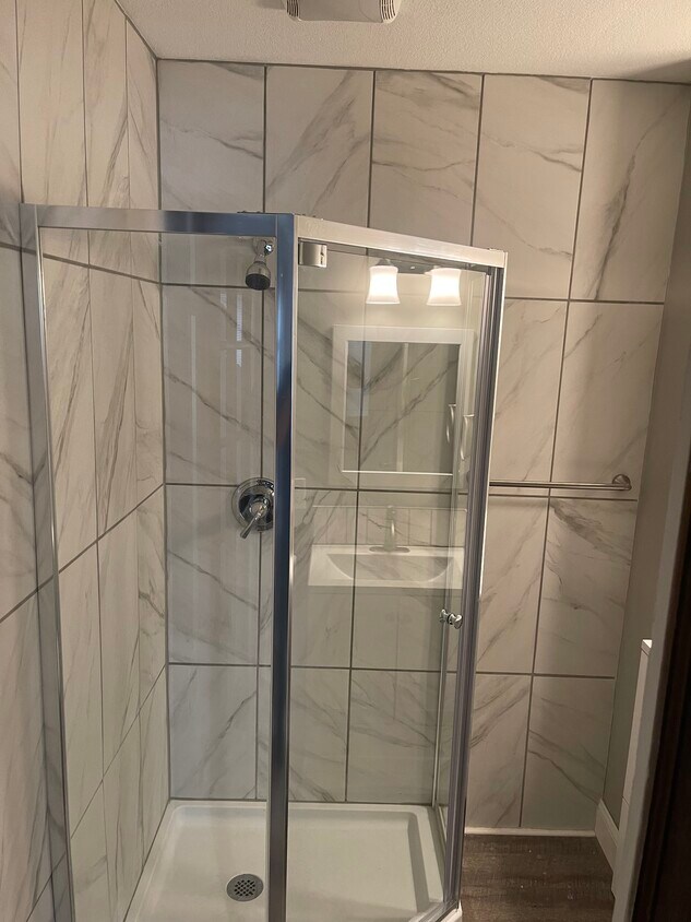 Bathroom - 1700 W University St