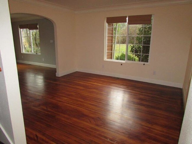 Foto del edificio - 2403 SW Ek Rd