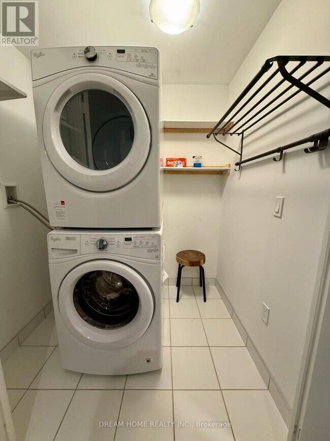 Photo du bâtiment - 50 Ann O'Reilly Rd