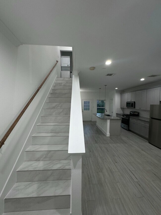 Foto del edificio - 8305 Prairie View Dr