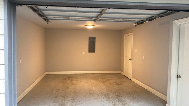 Private garage with laundry room - 1716 Colquitt St