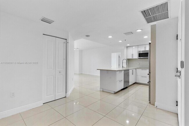 Foto del edificio - 1250 S Miami Ave