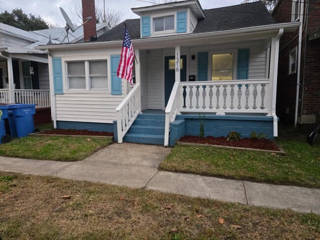 Photo - 1316 22nd St House