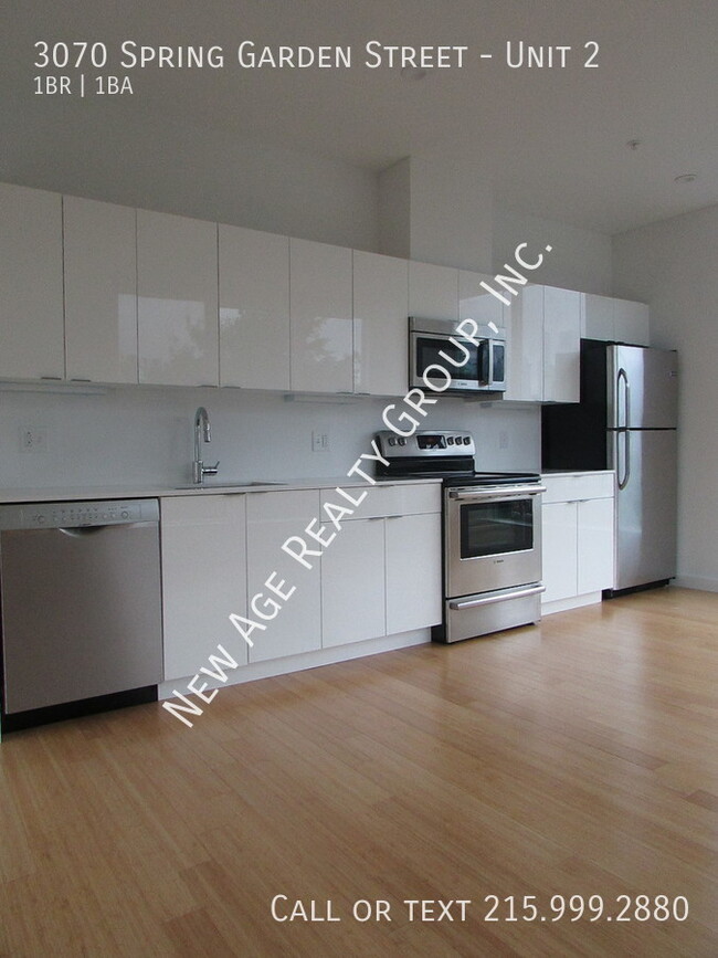 Building Photo - Beautiful One Bedroom with amazing Views!