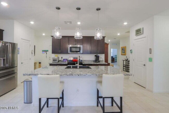 Foto del edificio - 41575 W Saguaro Dr
