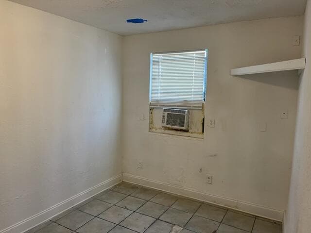 Building Photo - 1501 H Ave