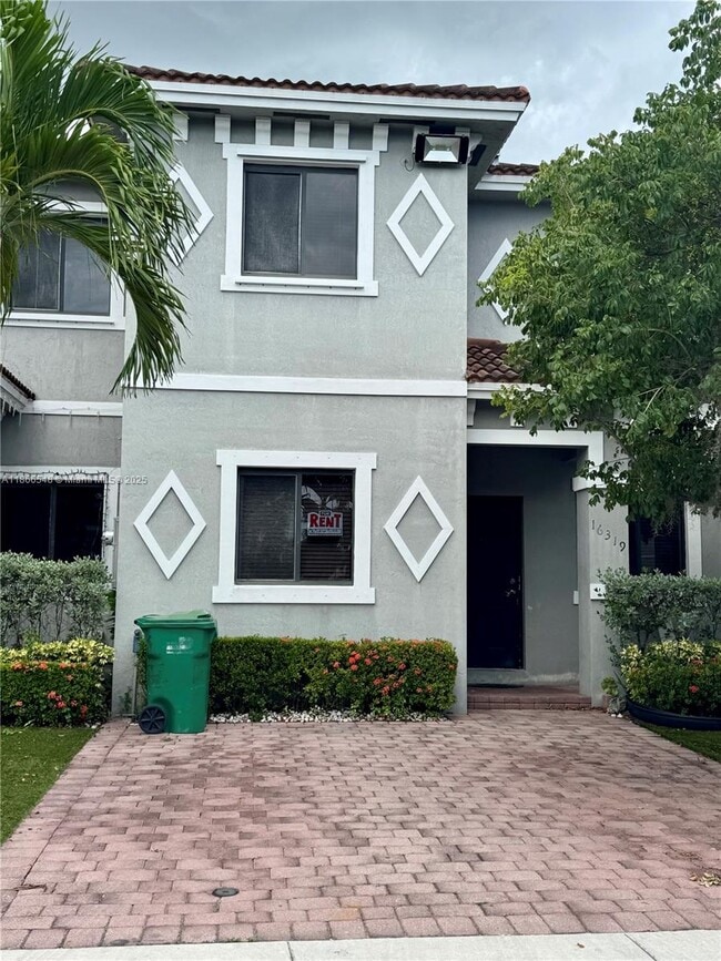 Building Photo - 16319 SW 44th Terrace