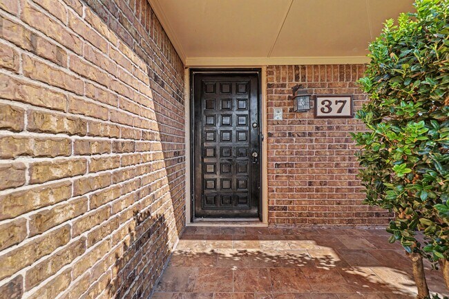 Foto del edificio - 37 SW 100th St