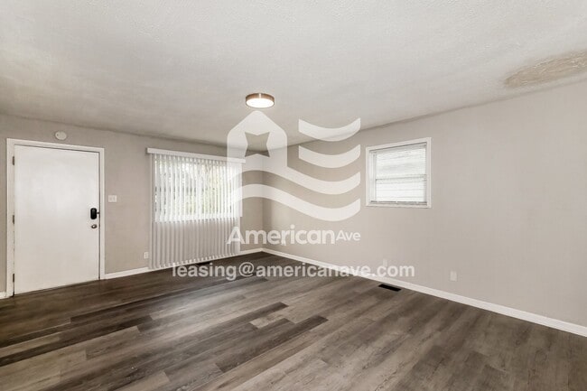 Building Photo - 3128 E Minnesota St