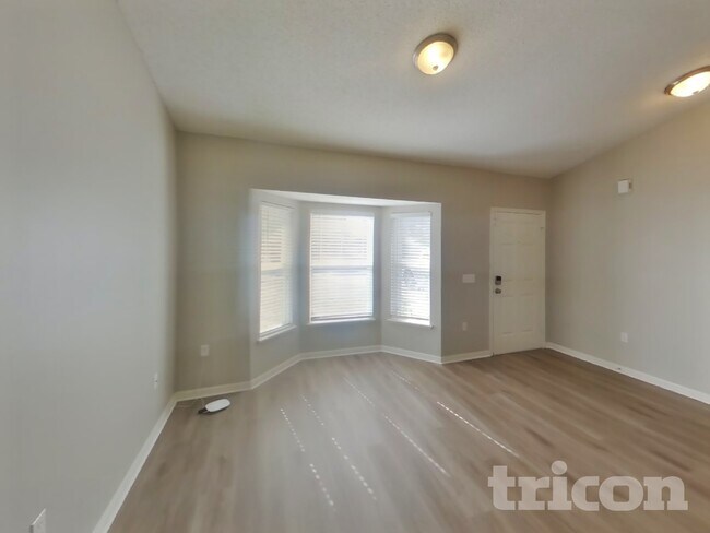 Building Photo - 13389 Dunbar St