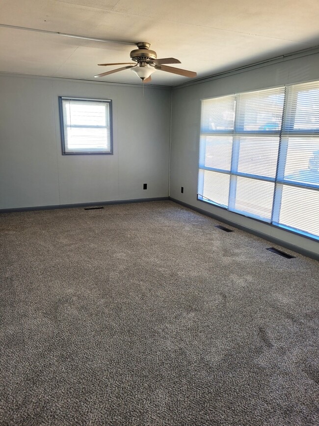 Foto del edificio - 6666 N Decatur St