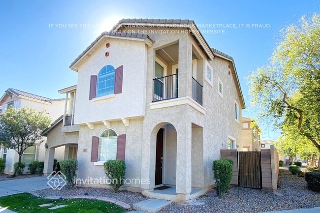 Building Photo - 4201 E Carla Vista Dr