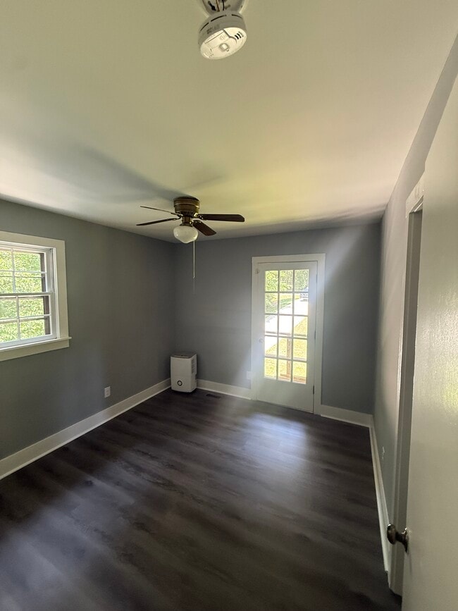 Building Photo - 3117 Barnsley Ln