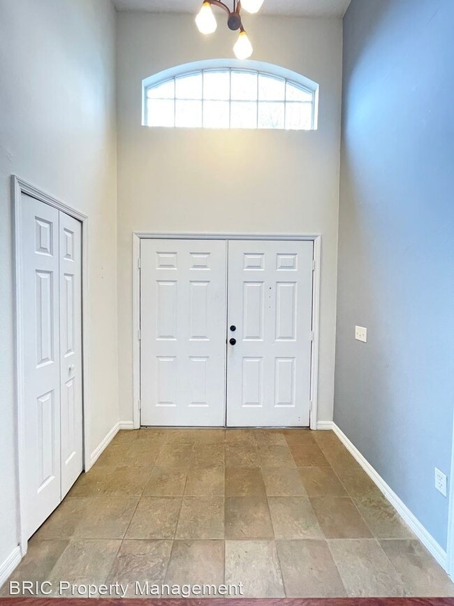 Building Photo - 3 br, 2 bath House - 14551 Greydale Circle
