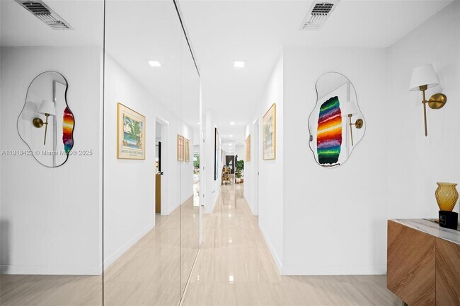 Building Photo - 2231 SW 63rd Ave