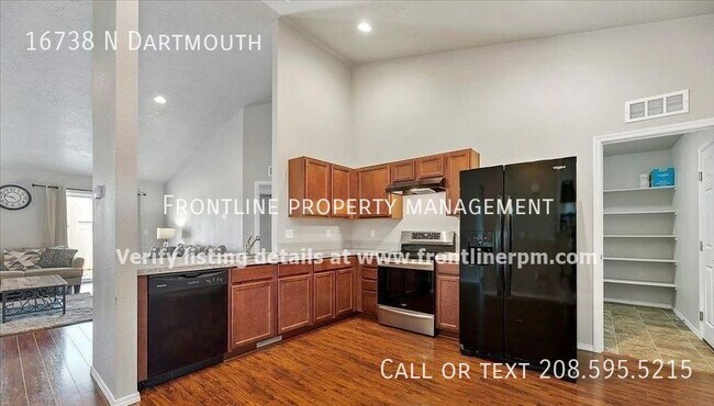 Foto del edificio - 16738 N Dartmouth Ave