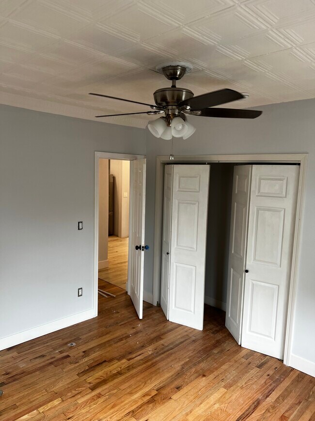 8 Carroll Ct Unit 1 FL, Naugatuck, CT 06770 Apartments in Naugatuck