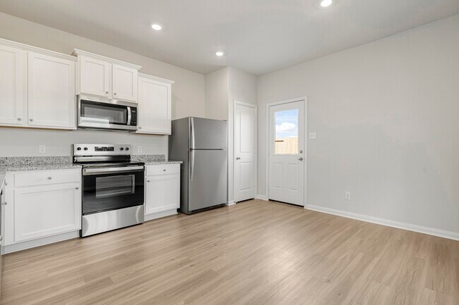 Foto del edificio - 8210 Sunberry Shadow Dr