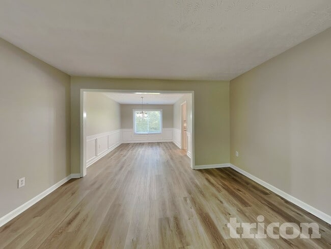 Foto del edificio - 703 Morgans Ridge Dr