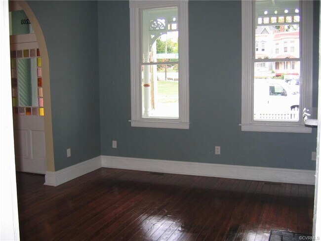 Building Photo - 2203 Jefferson Ave