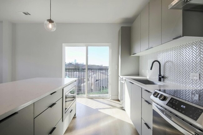 Foto del edificio - 2500 Longview St