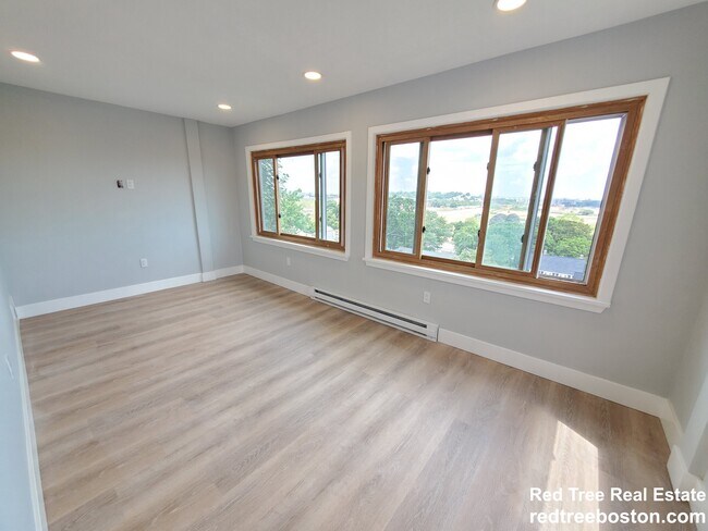 Foto del edificio - 31 Faywood Ave